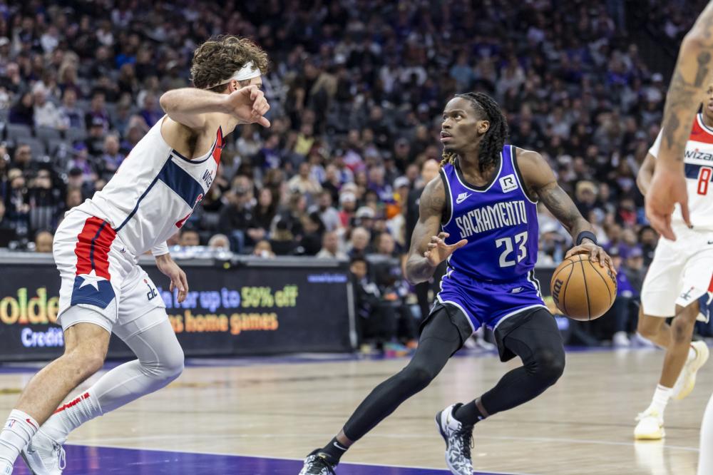 略显失色 略显失色