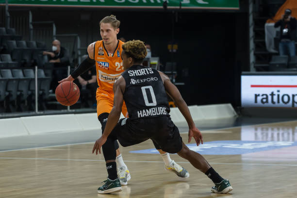 热烈讨论 热烈讨论