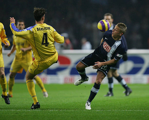 北汽集团作 北汽集团作